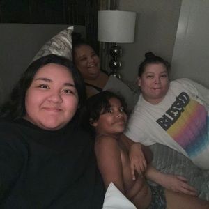 Meet your Posher, Ina